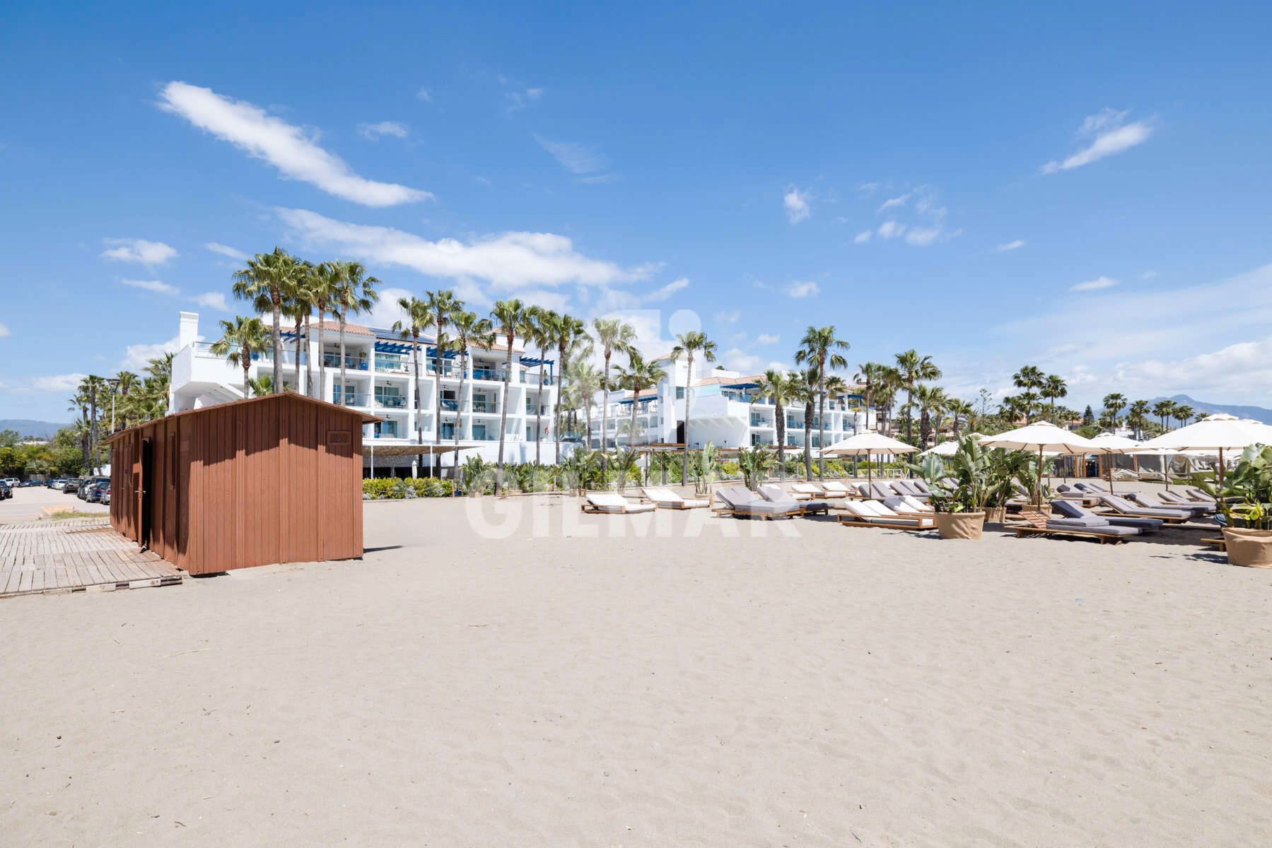 Exterior view of Planta baja for sale in Estepona  with Air Conditioner, Terrace and Community pool