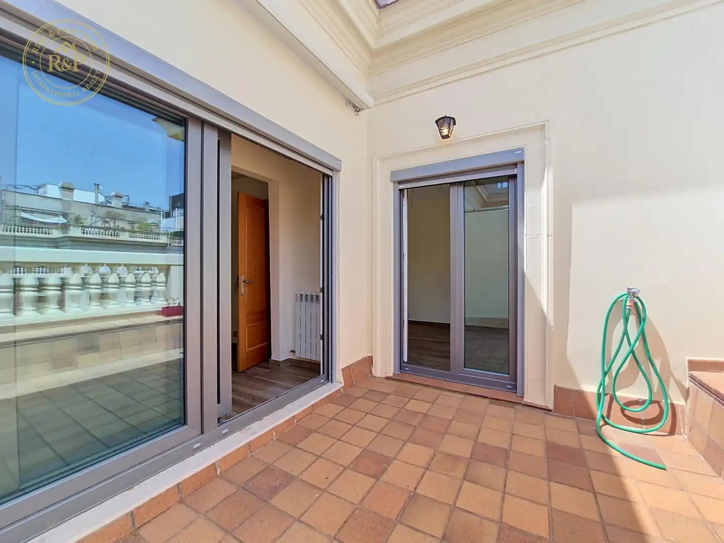 Terraza de Piso en venta en Barcelona con Aire acondicionado