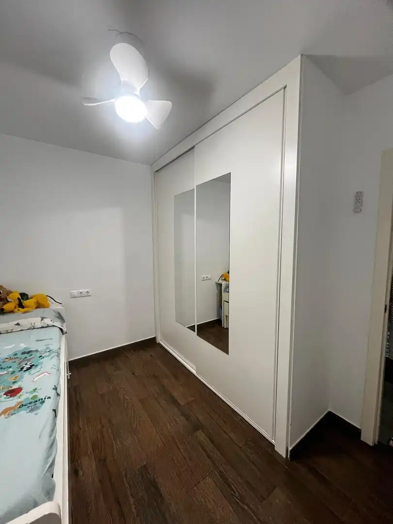 Bedroom of Flat for sale in Córdoba  with Air Conditioner, Parquet flooring and Storage room