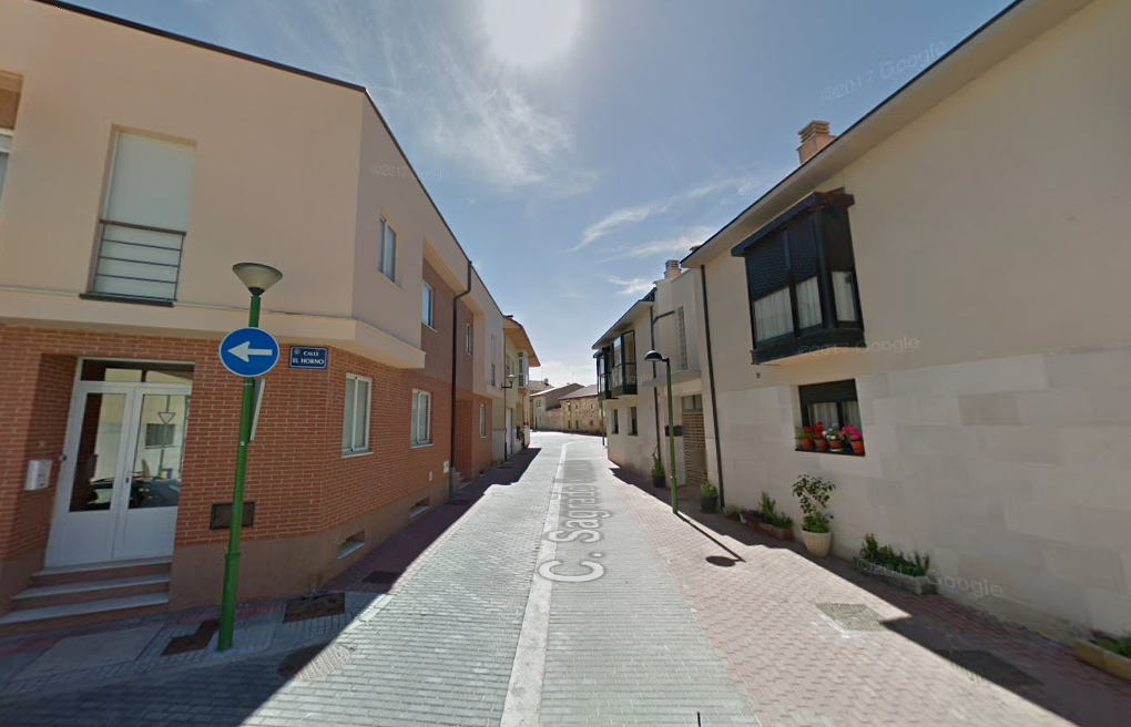 Exterior view of Single-family semi-detached for sale in Burgos Capital  with Heating, Terrace and Storage room