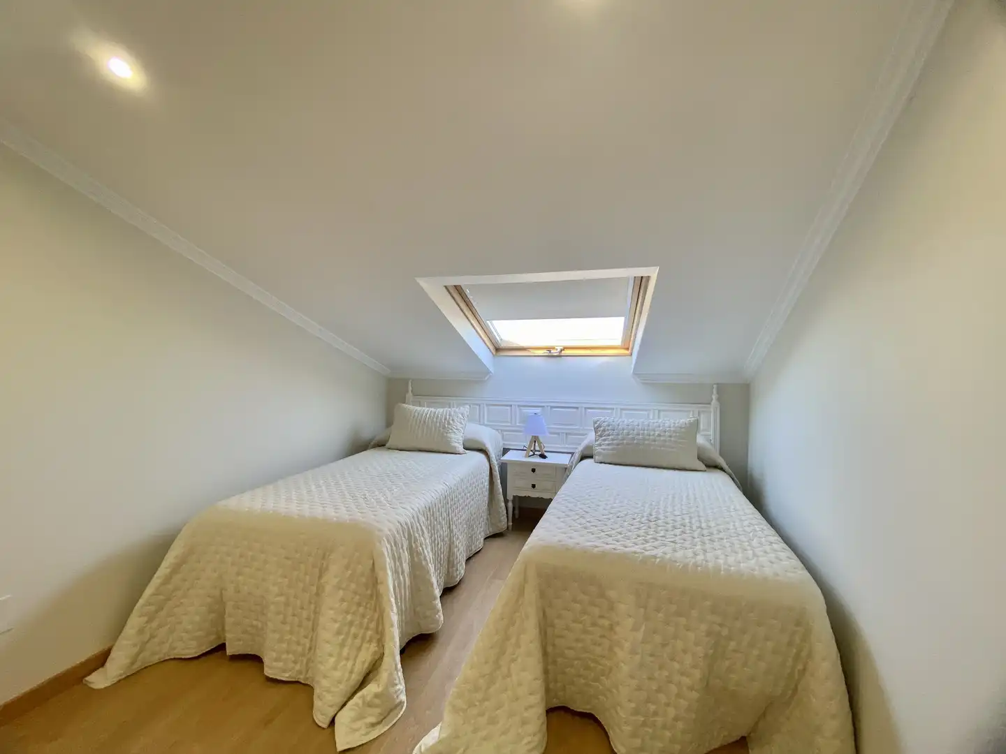 Habitación de Casa o chalet de alquiler en O Grove   con Amueblado, Horno y Lavadora