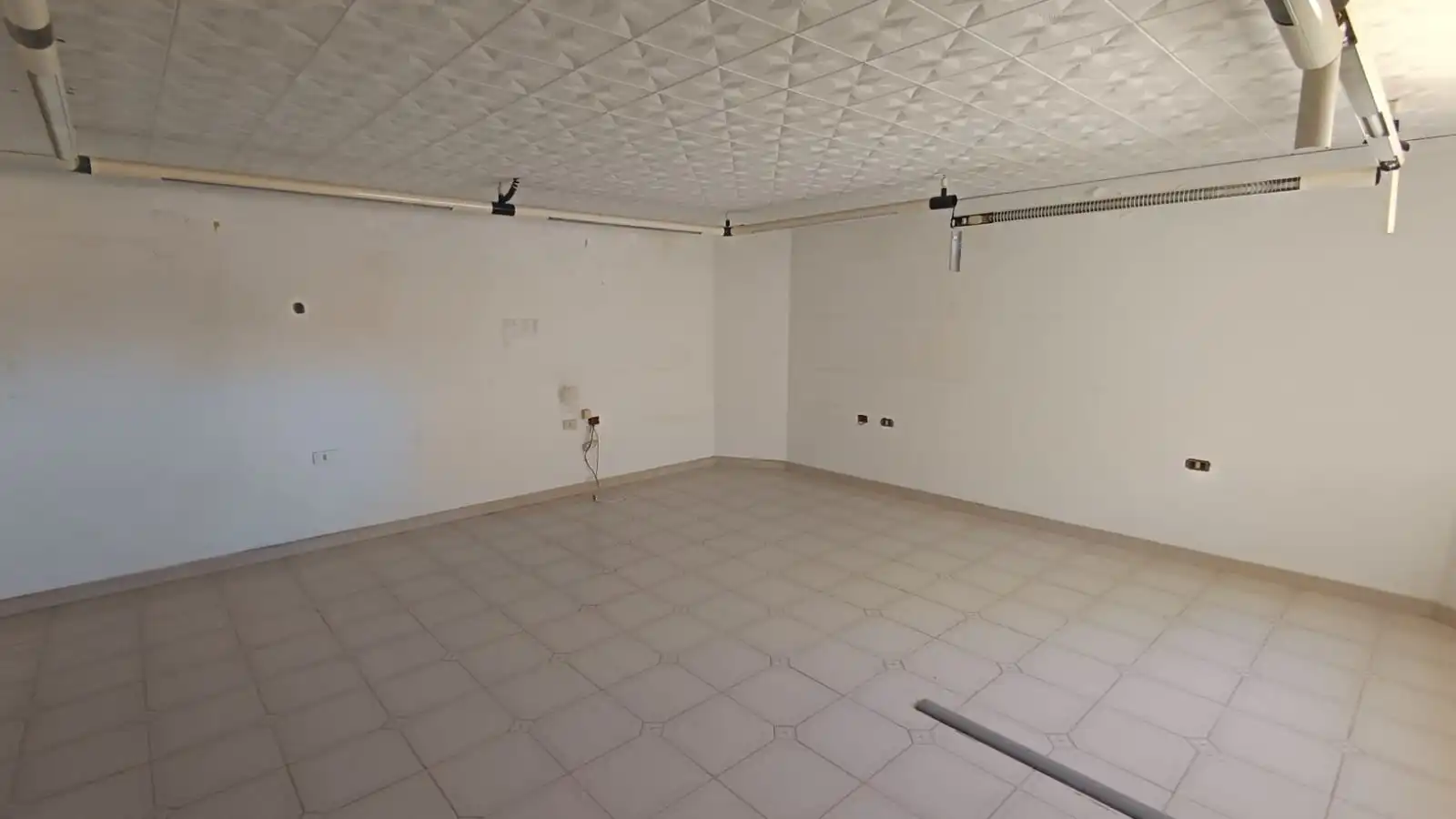 Business premises for sale in C/ Francisco López Sánchez, imagen 8