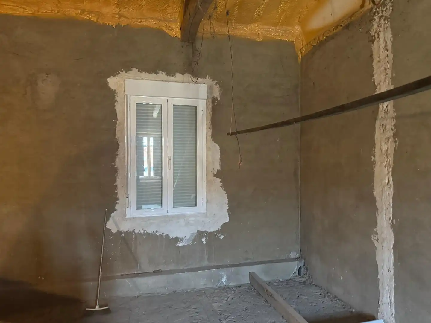 Casa o xalet en venda en Urdiales del Páramo amb Calefacció, Traster i Internet