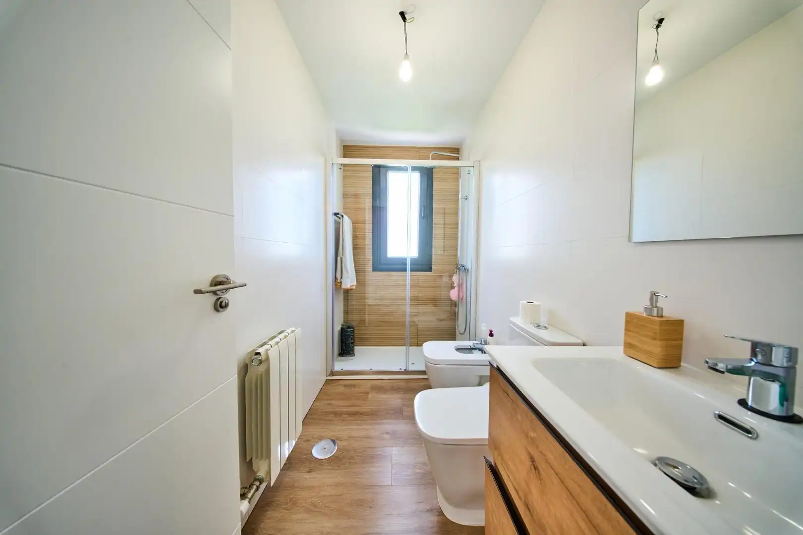 Baño de Casa o chalet en venta en Dílar con Calefacción y Piscina comunitaria
