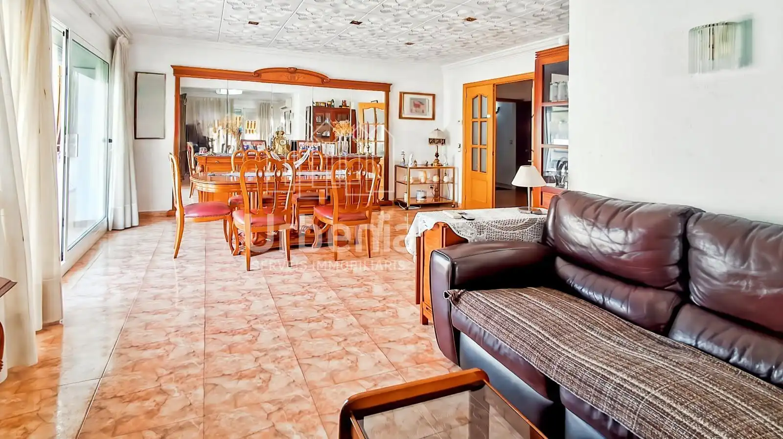 Sala de estar de Piso en venta en Canet de Mar con Aire acondicionado, Calefacción y Terraza