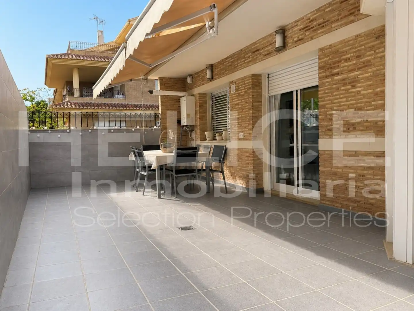 Terraza de Casa o chalet en venta en Sedaví con Aire acondicionado, Calefacción y Parquet