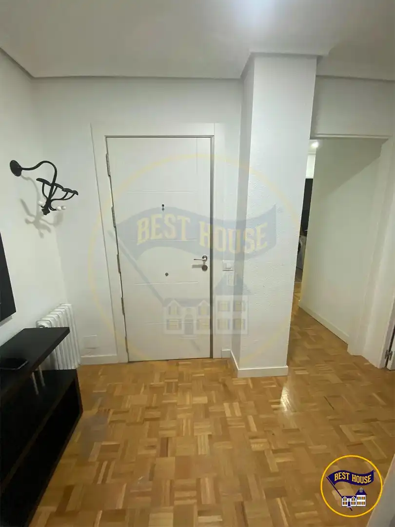 Flat for share in Cuenca  with Air Conditioner, Heating and Parquet flooring