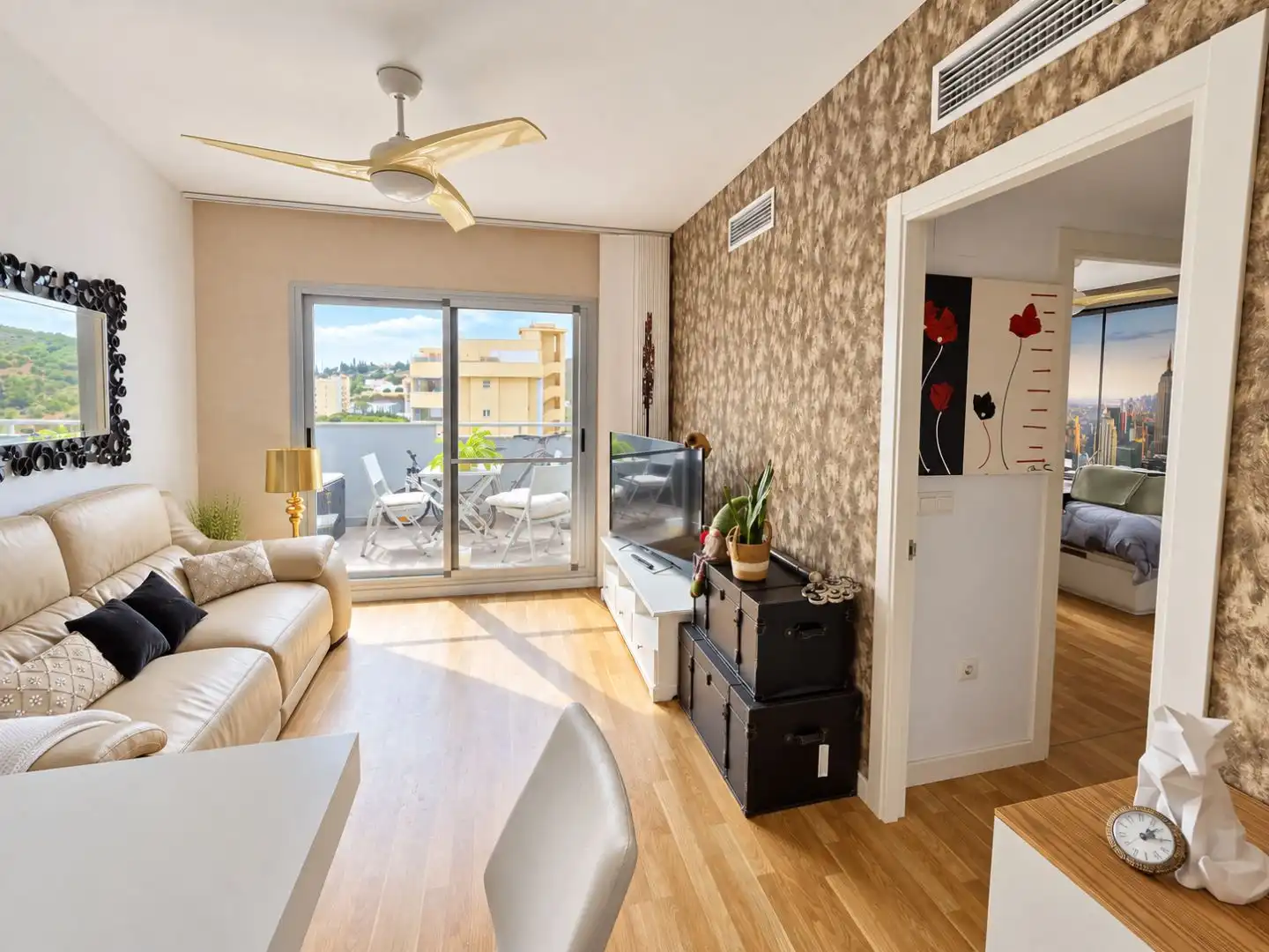 Sala de estar de Ático en venta en Fuengirola con Aire acondicionado y Terraza