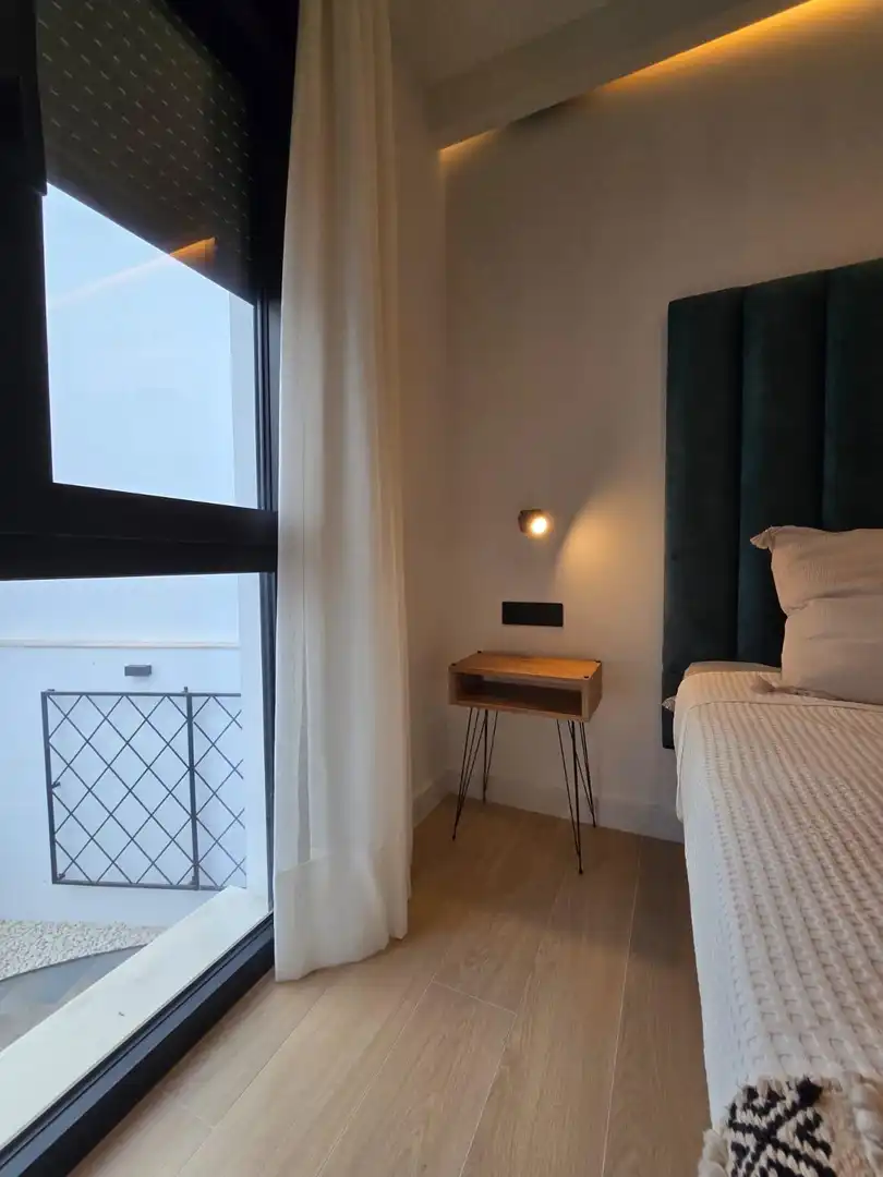 Schlafzimmer von Maisonette zur Miete in Sanlúcar la Mayor mit Klimaanlage, Terrasse und Möbliert