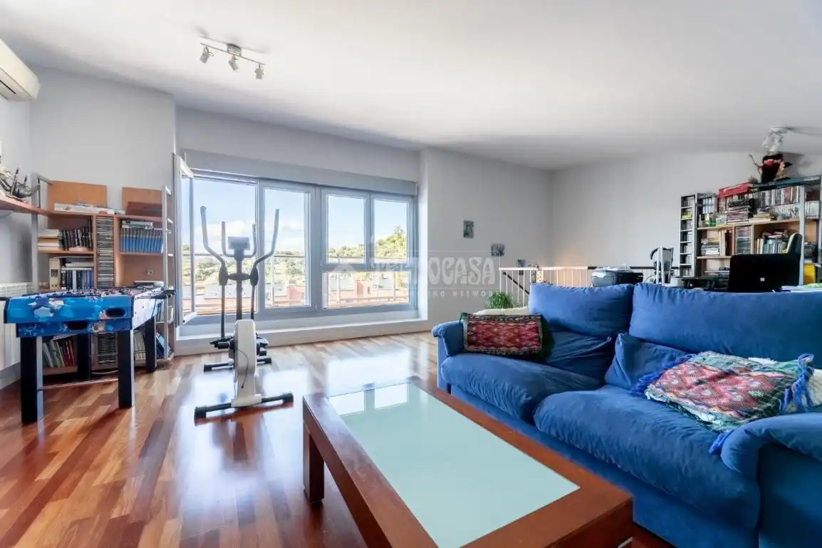 Living room of Houses for sale in Torrelodones  with Air Conditioner, Private garden and Terrace