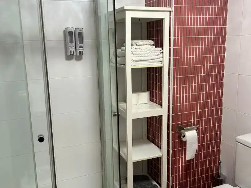 Bany de Pis de lloguer en Beiro