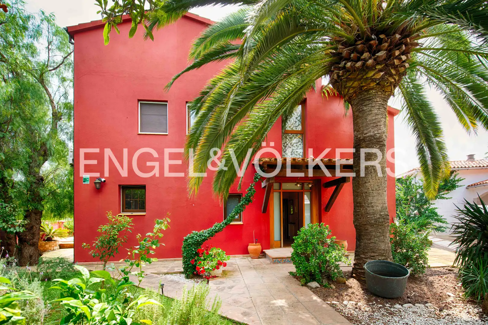 Chalet con terraza en venta en Carrer Carmençó, imagen 2