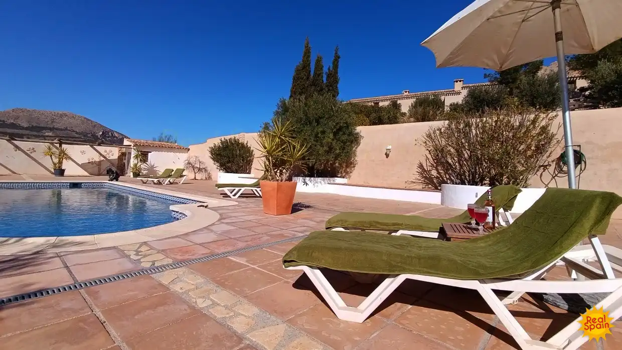 Casa rústica con piscina en venta en Vélez-Blanco, imagen 2