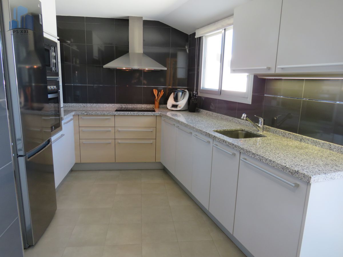 Cocina de Ático en venta en Castellón de la Plana / Castelló de la Plana con Aire acondicionado, Terraza y Trastero