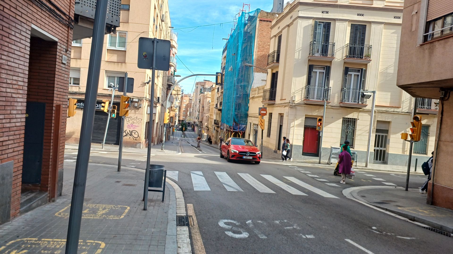 Casa adosada en venda a Carrer Mas, Collblanc