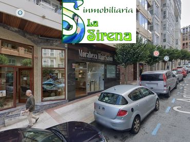 Locale commerciale in affitto a Calle Antonio Burgos 7