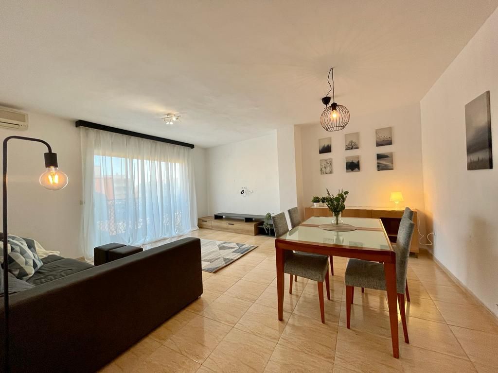 Sala d'estar de Pis de lloguer en Nules amb Aire condicionat, Terrassa i Traster