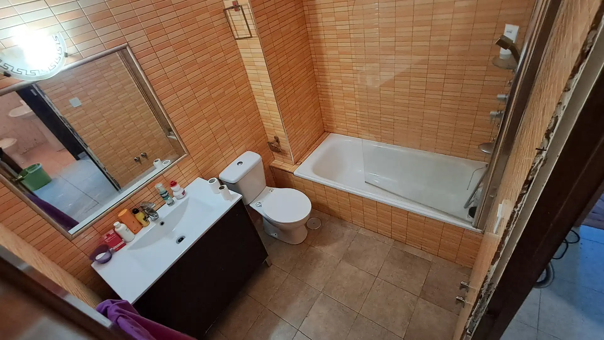 Baño de Piso en venta en Vigo  con Parquet, Trastero y Amueblado