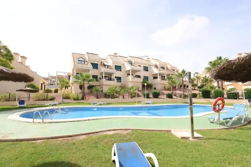 Apartamento en venta en Orihuela Costa