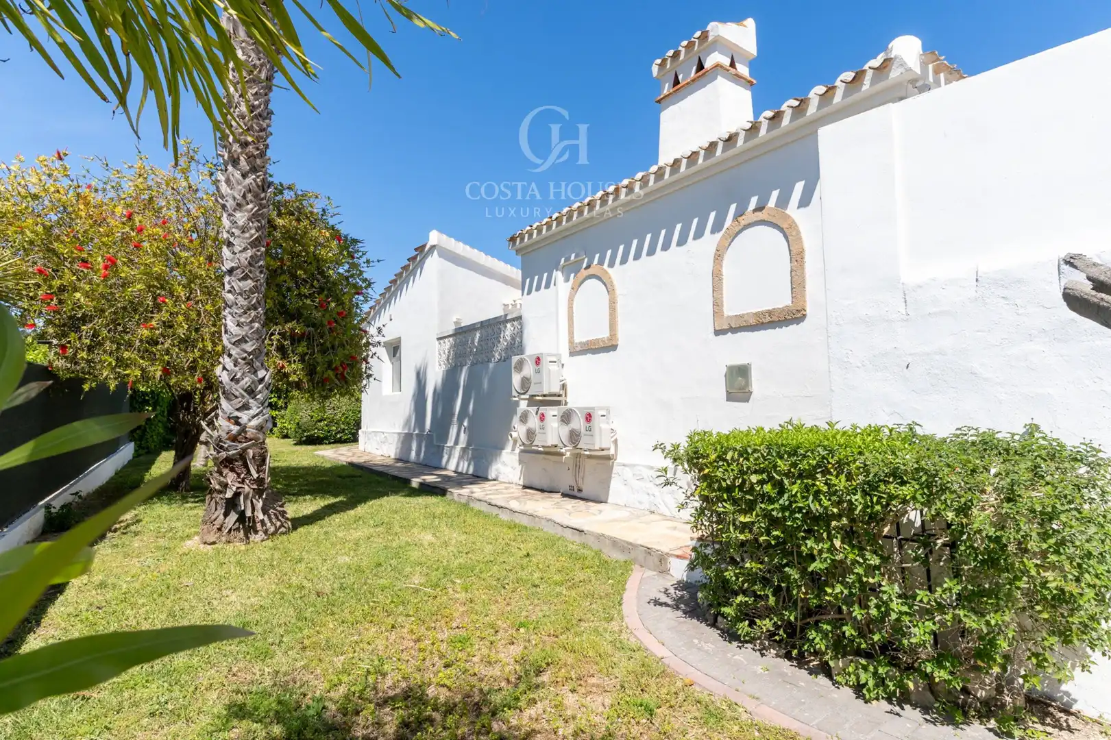 Exterior view of Houses for sale in Jávea / Xàbia  with Air Conditioner, Heating and Private garden