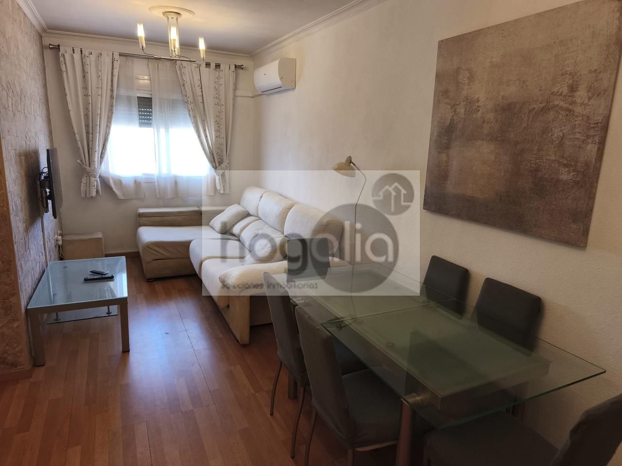 Flat to rent in Sta. Aurelia - Cantábrico - Atlàntico - La Romería
