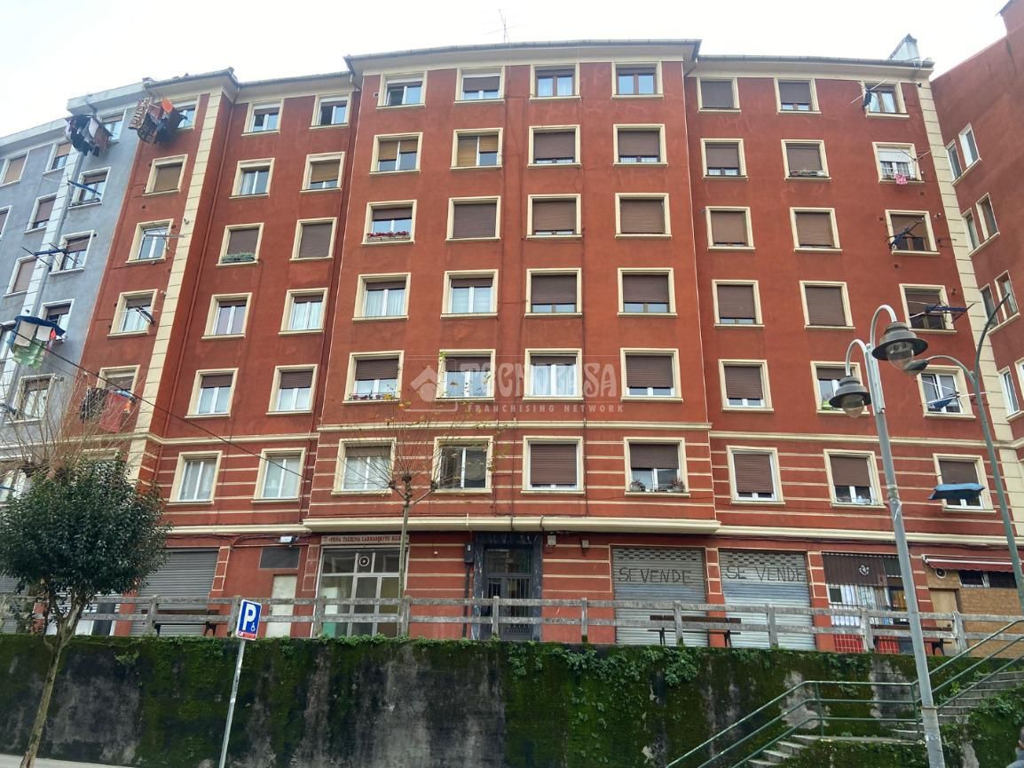 Exterior view of Flat for sale in Bilbao 