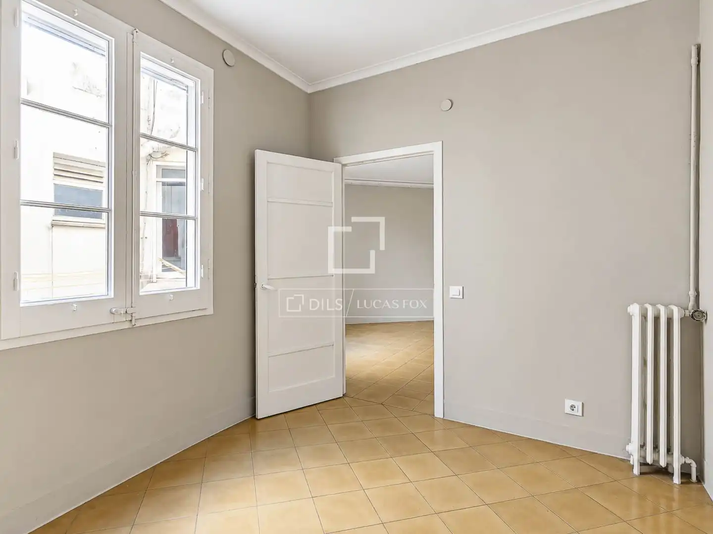 Flat for sale in Eixample