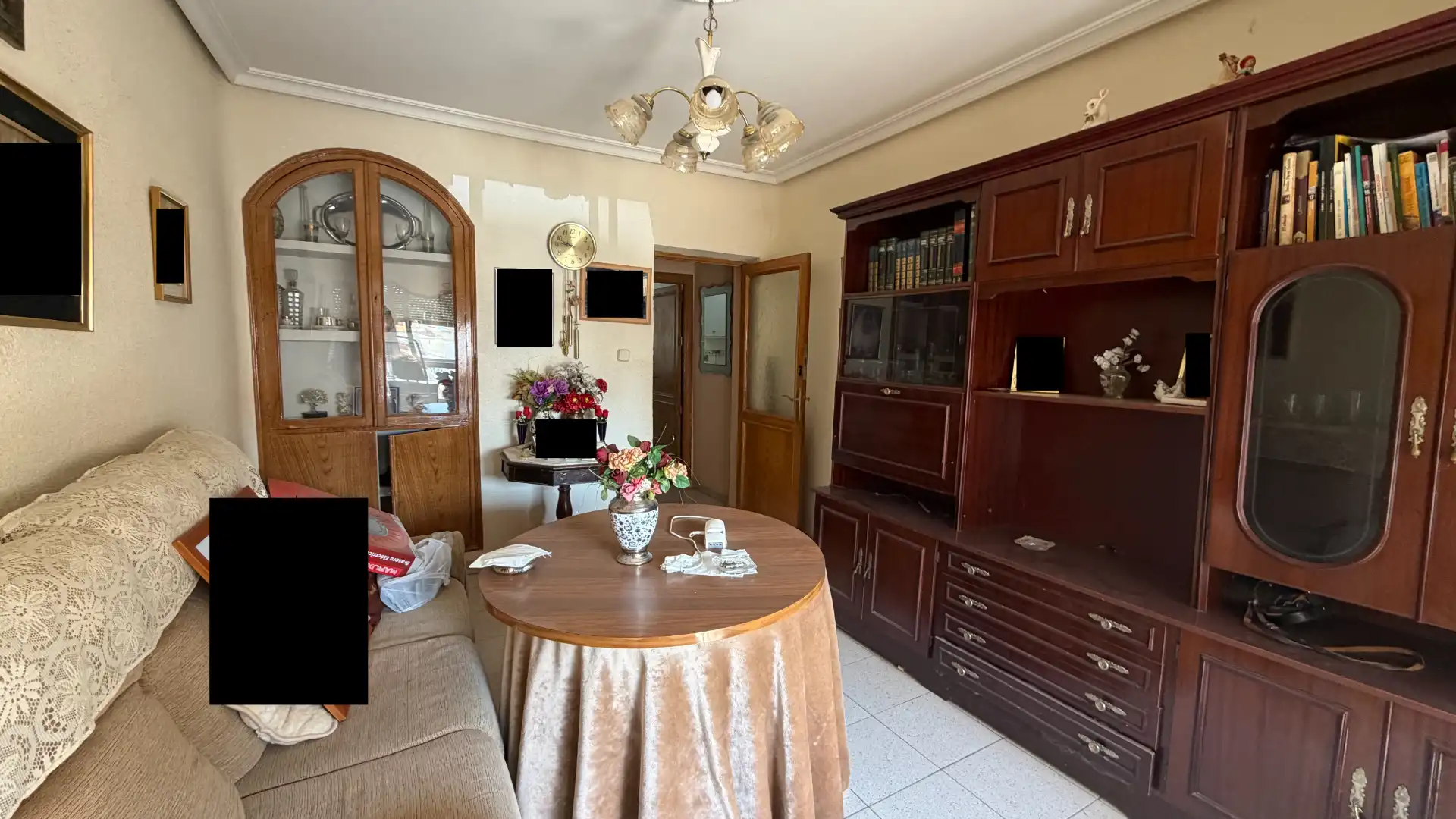 Sala d'estar de Casa o xalet en venda en Úbeda amb Aire condicionat, Terrassa i Traster