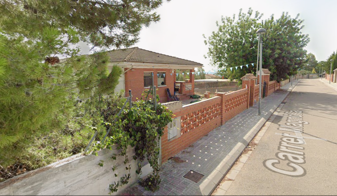 Vista exterior de Pis en venda en La Bisbal del Penedès