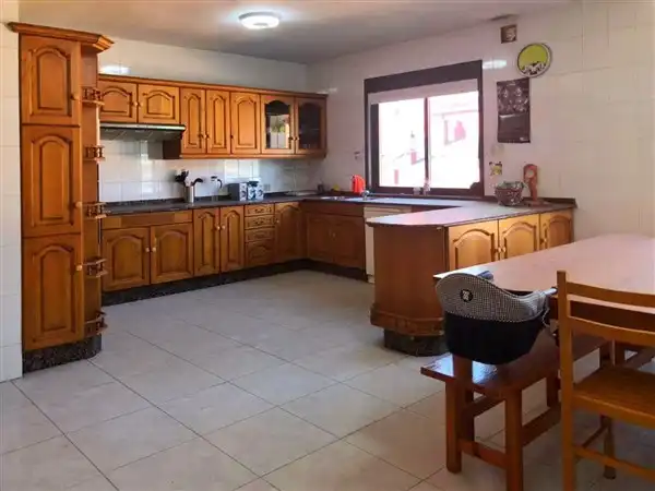 Flat with lift for sale in Ronda do Carme, imagen 2