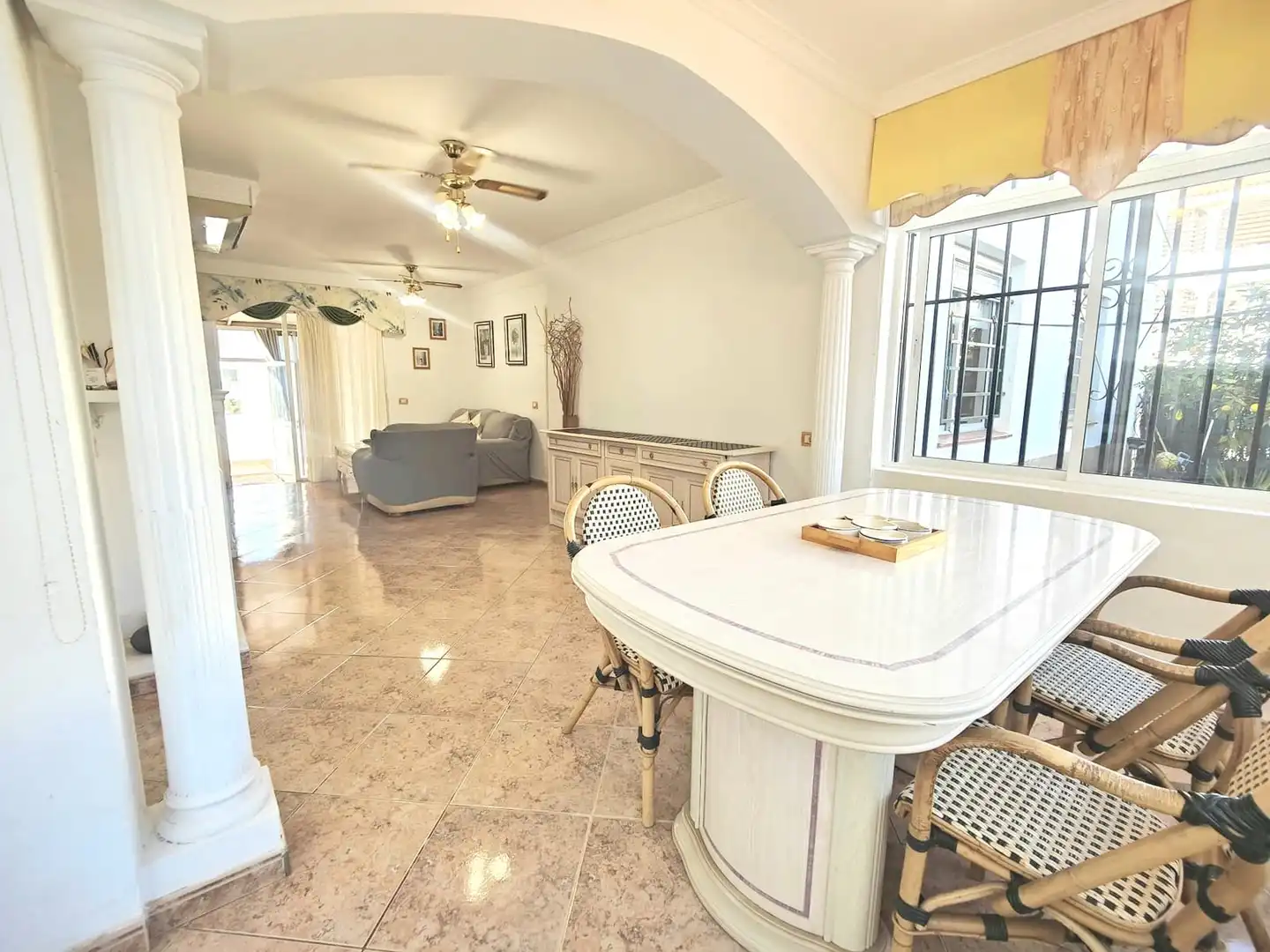 Comedor de Planta baja en venta en Arona con Jardín privado, Terraza y Amueblado