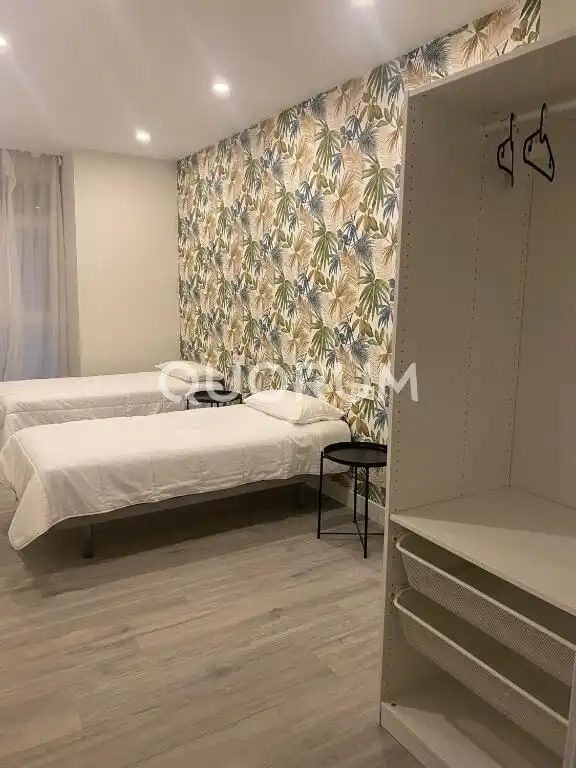 Habitación de Piso de alquiler en Santurtzi  con Terraza y Amueblado
