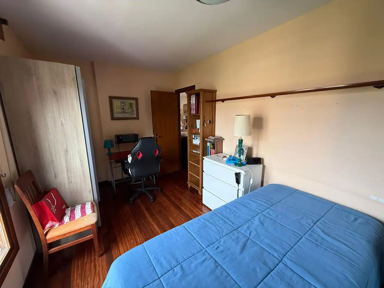 Habitación de Piso en venta en Castro-Urdiales con Calefacción, Parquet y Piscina comunitaria