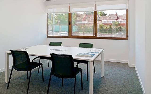 Oficina en Alquiler en Calle Gobelas, 35 en La Florida -  El  Plantío