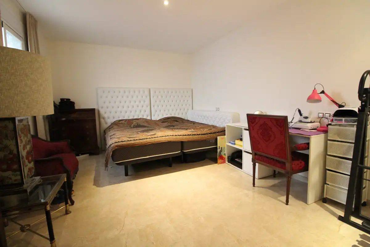 Apartamento con piscina en venta en Nueva Andalucía, imagen 8