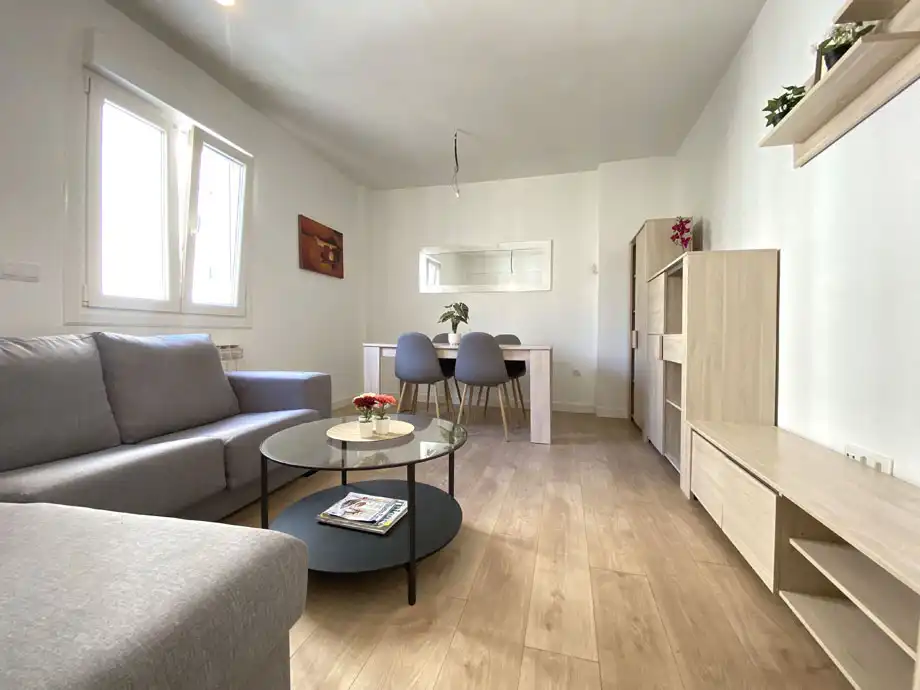Sala de estar de Piso en venta en Vitoria - Gasteiz con Calefacción y Trastero