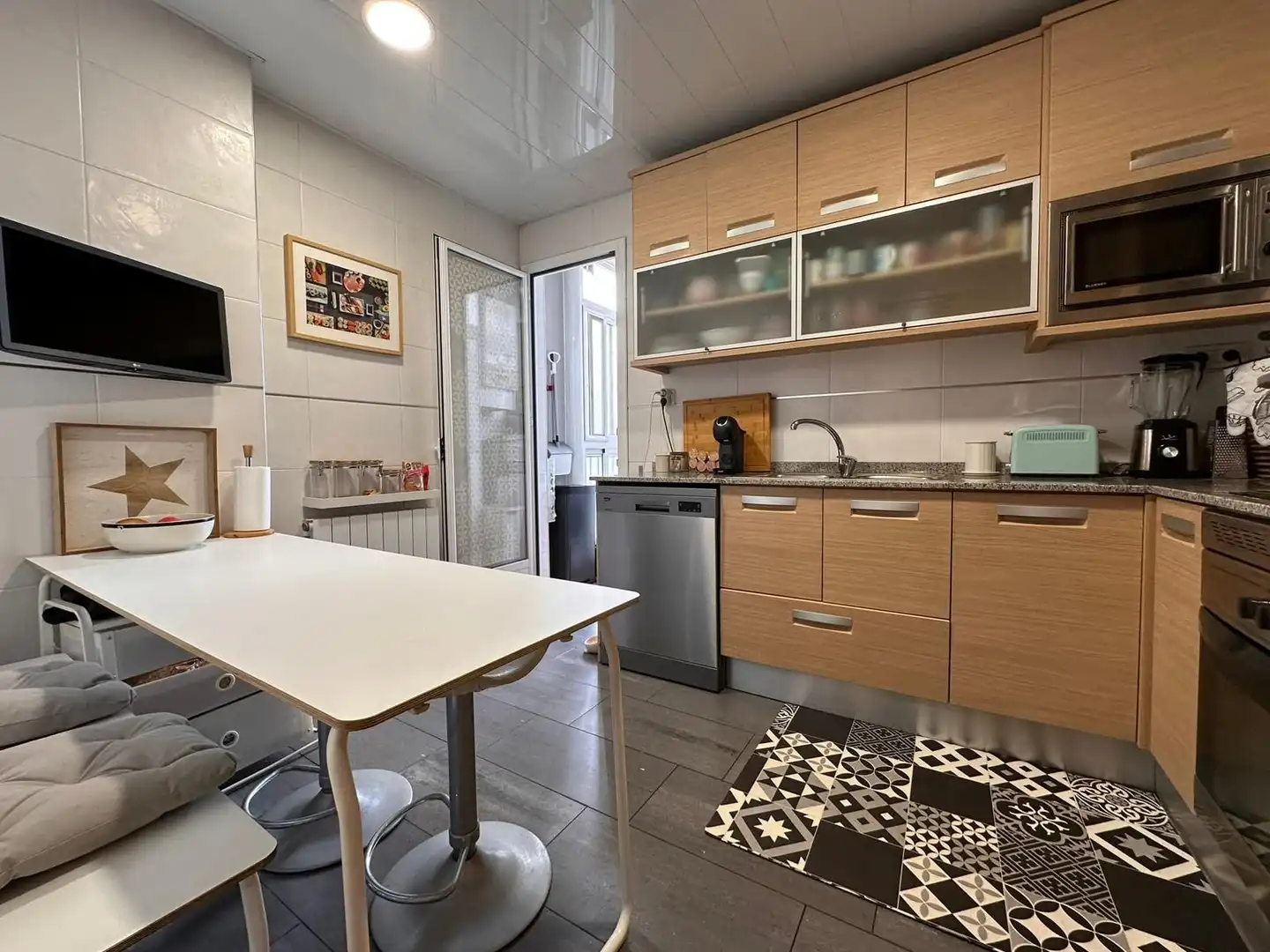 Cocina de Piso de alquiler en Badalona con Calefacción, Terraza y Amueblado