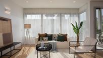 Sala d'estar de Pis en venda en Girona Capital amb Aire condicionat, Calefacció i Terrassa