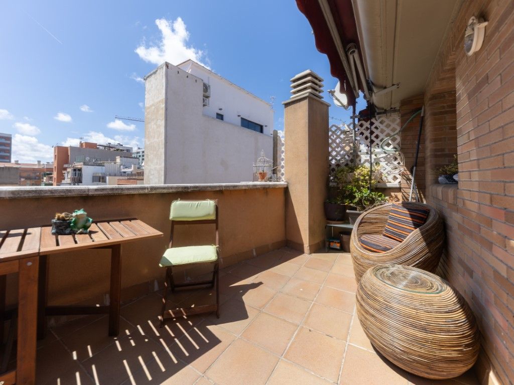 Terrassa de Casa o xalet en venda en Badalona