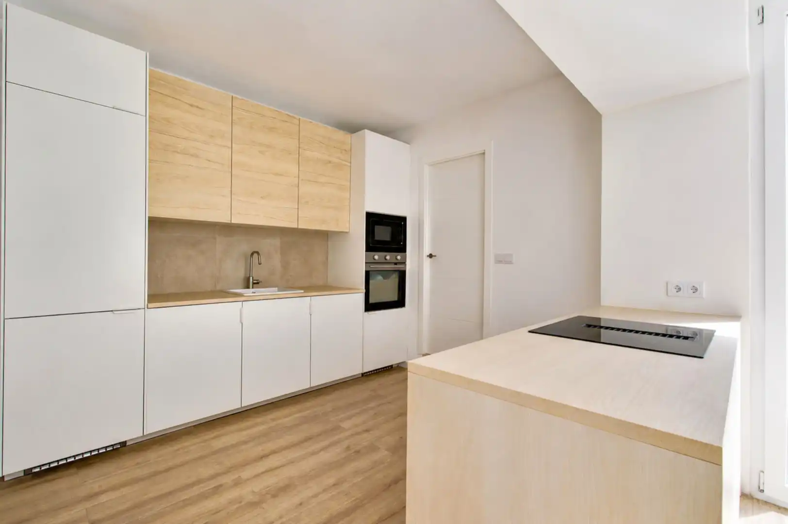 Cocina de Casa o chalet en venta en Alcalá de Guadaira con Jardín privado, Terraza y Trastero