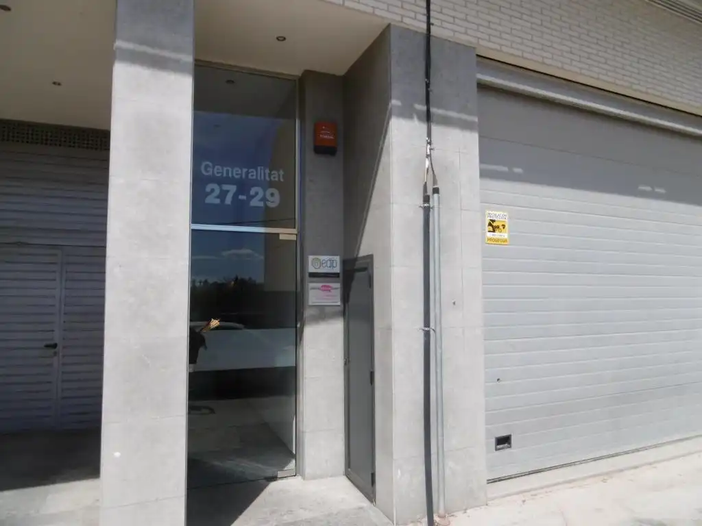 Parking for sale in c( de la generalitat, imagen 4