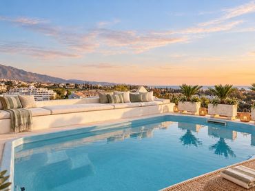 Penthouse mit Pool zur Miete in San Pedro de Alcántara