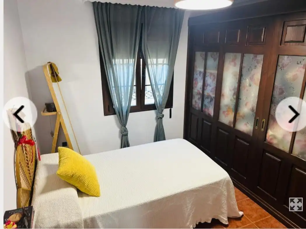 Bedroom of Houses for sale in Chiclana de la Frontera  with Air Conditioner, Heating and Private garden