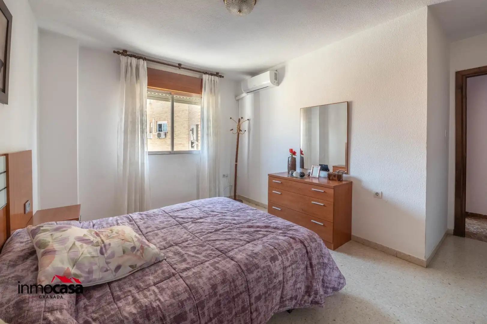 Habitación de Piso en venta en Granada con Aire acondicionado, Terraza y Balcón