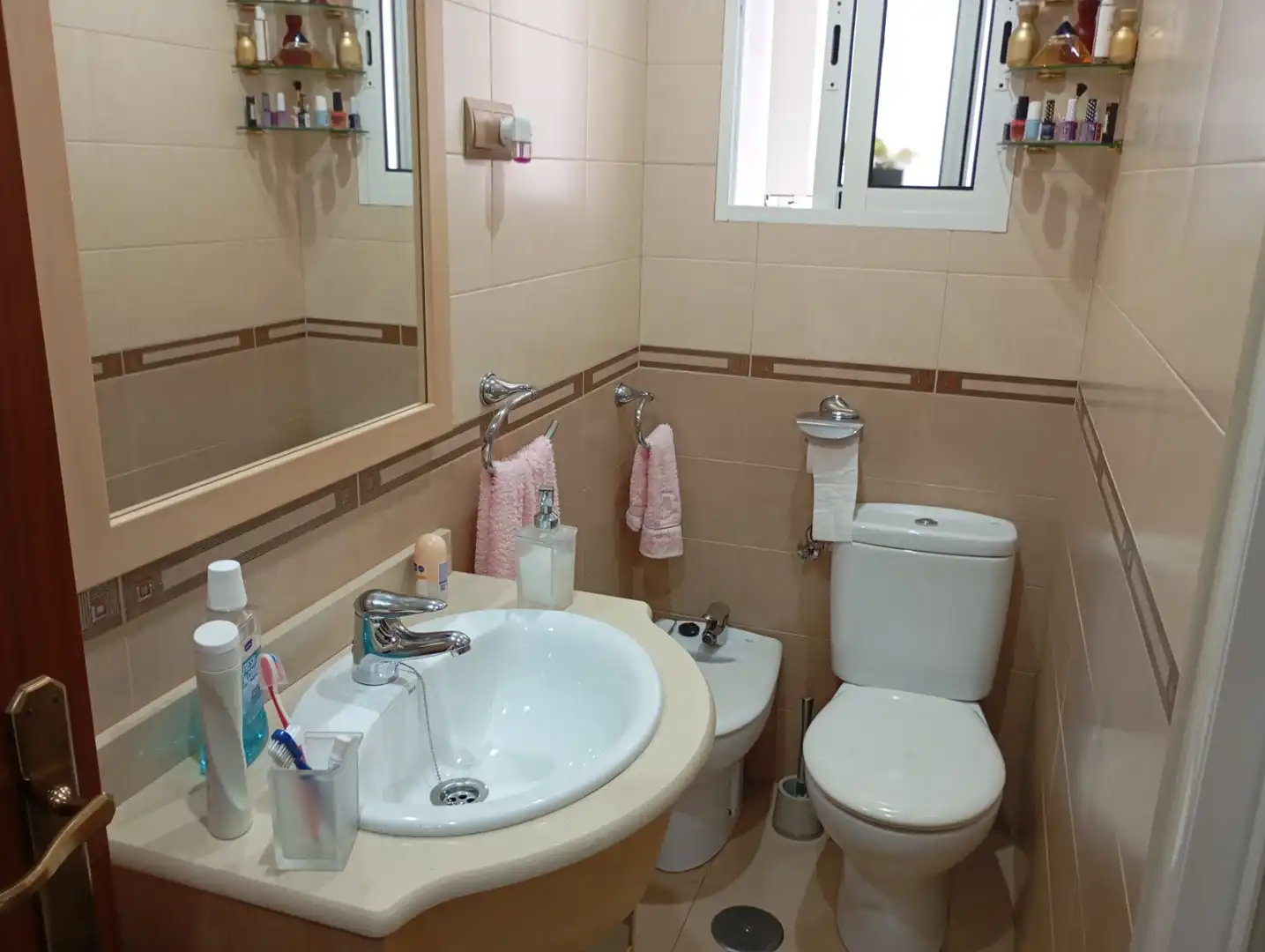 Bathroom of Flat for sale in Málaga  with Air Conditioner, Terrace and Furnished