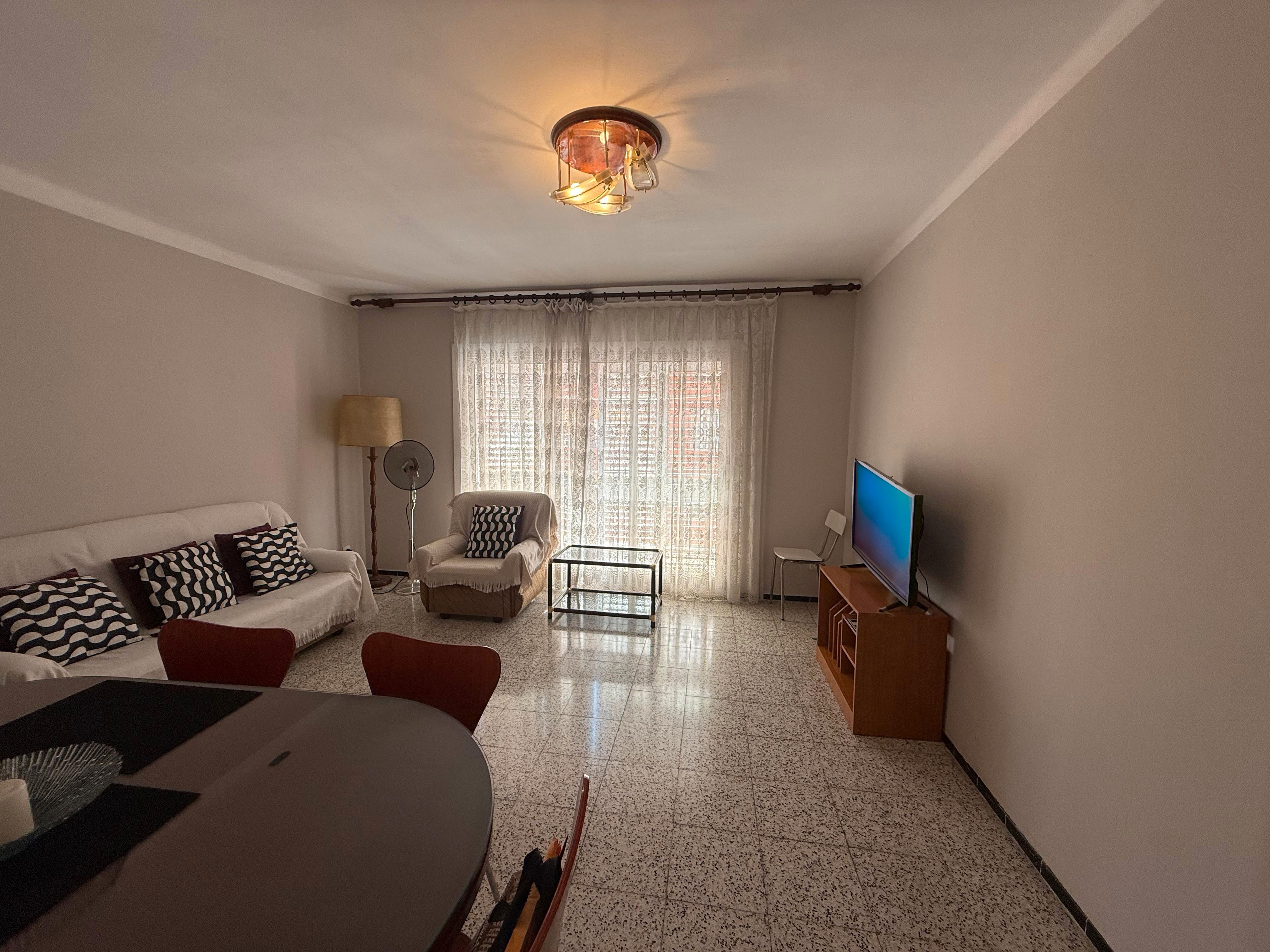Living room of Flat for sale in Figueres