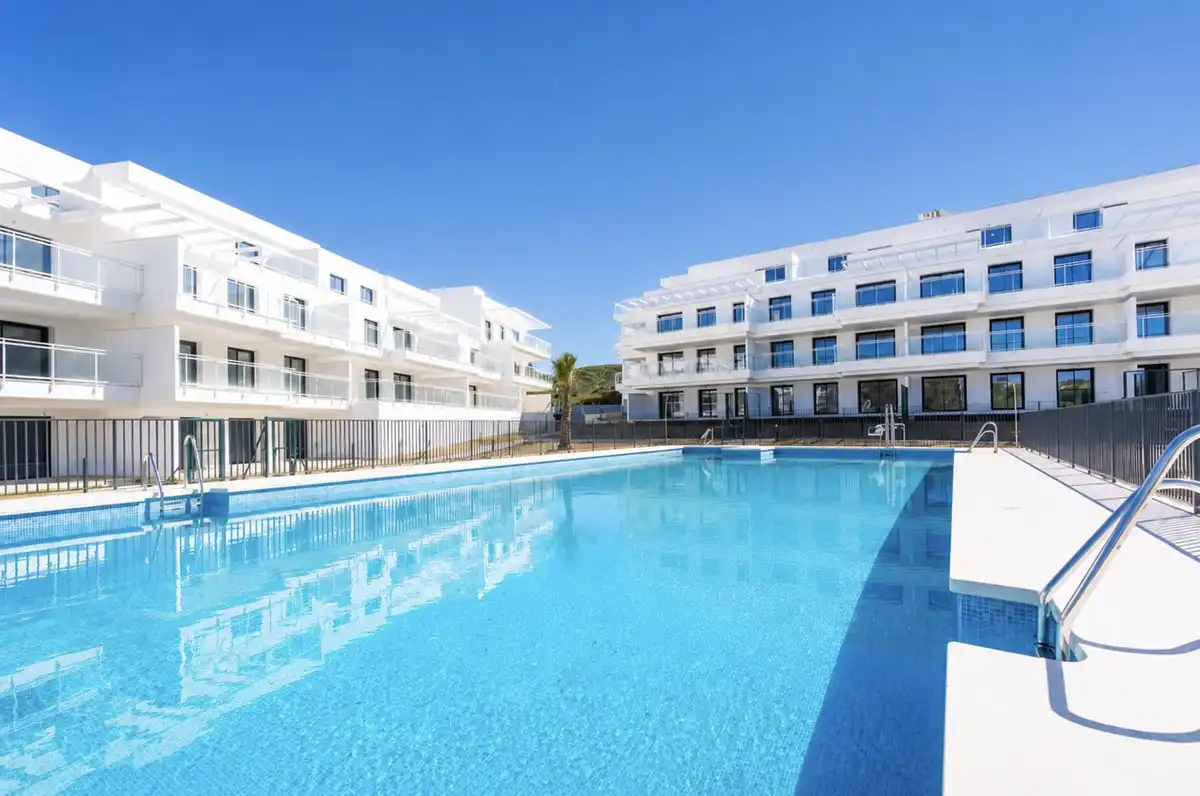 Piscina de Planta baixa en venda en Mijas amb Aire condicionat, Terrassa i Piscina comunitària