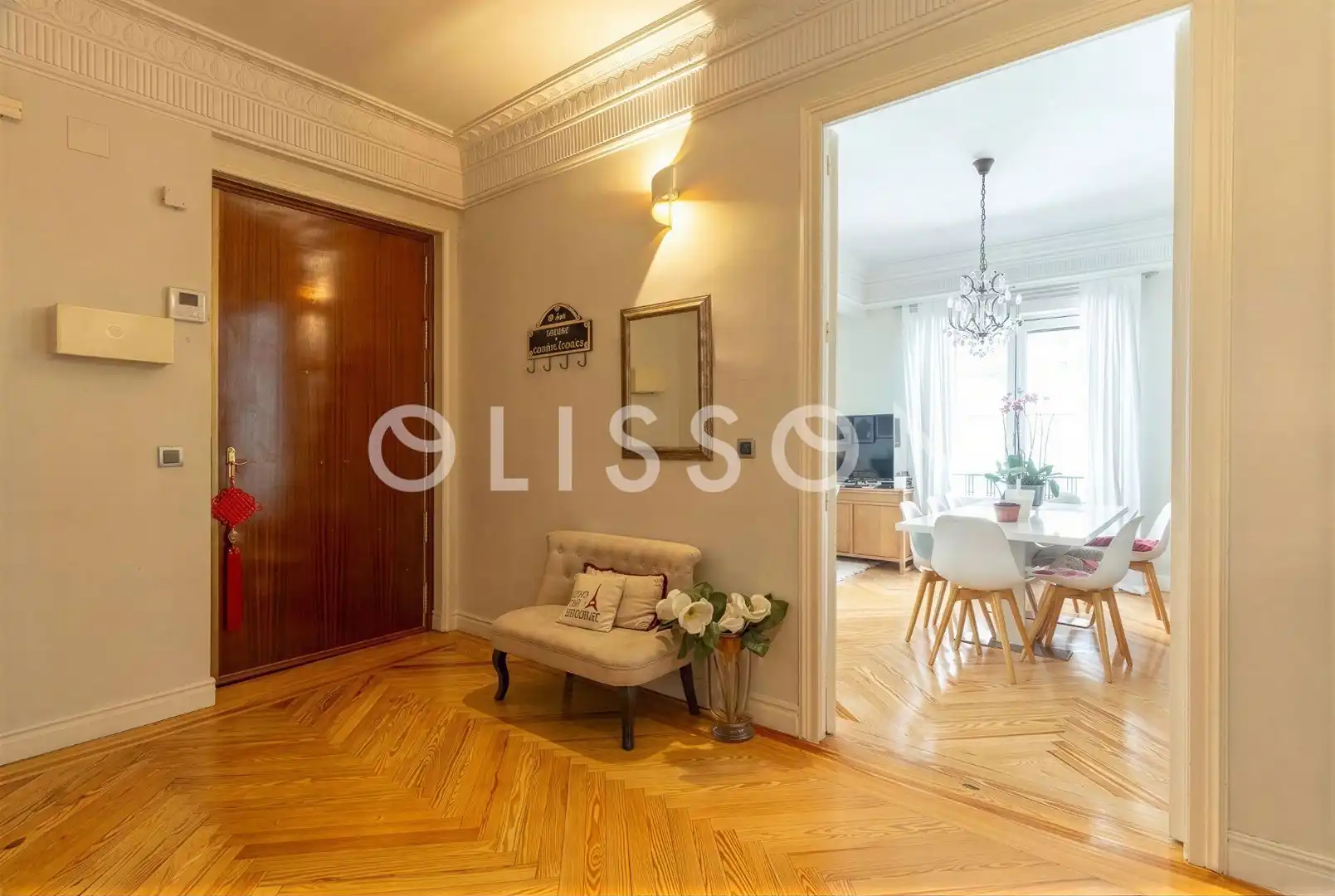 Piso en venta en Madrid con Calefacción y Trastero