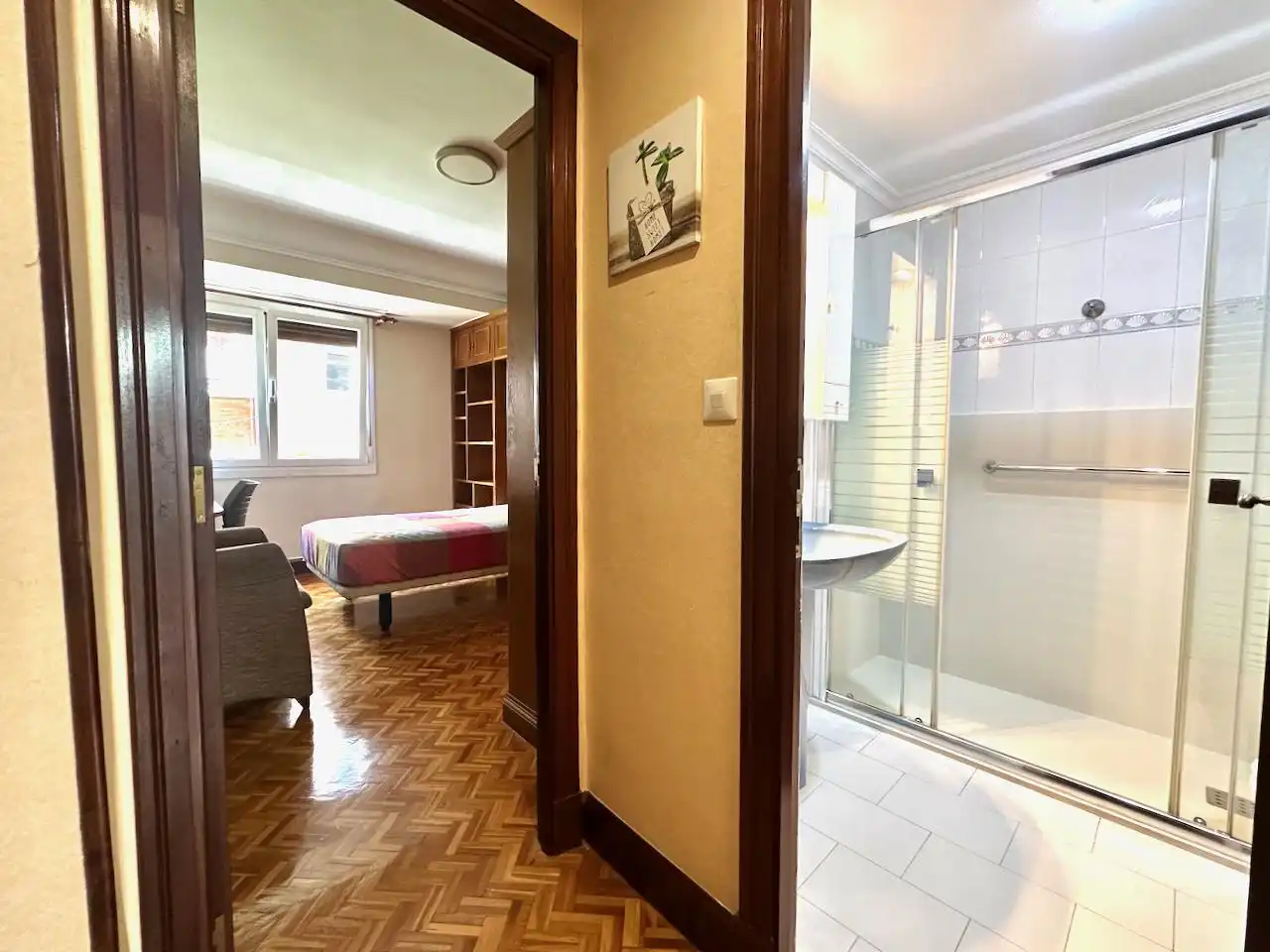 Habitación de Piso de alquiler en Donostia - San Sebastián  con Calefacción y Balcón