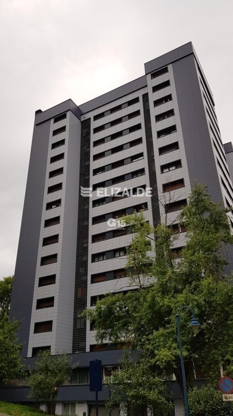 Piso en venta en Sorgintzulo Kalea, Kaputxinoak / Capuchinos - Galtzaraborda